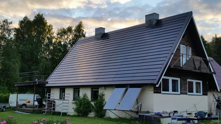  Monier ja SolarStone alustasid päikesepaneelidega katusekivide pakkumist