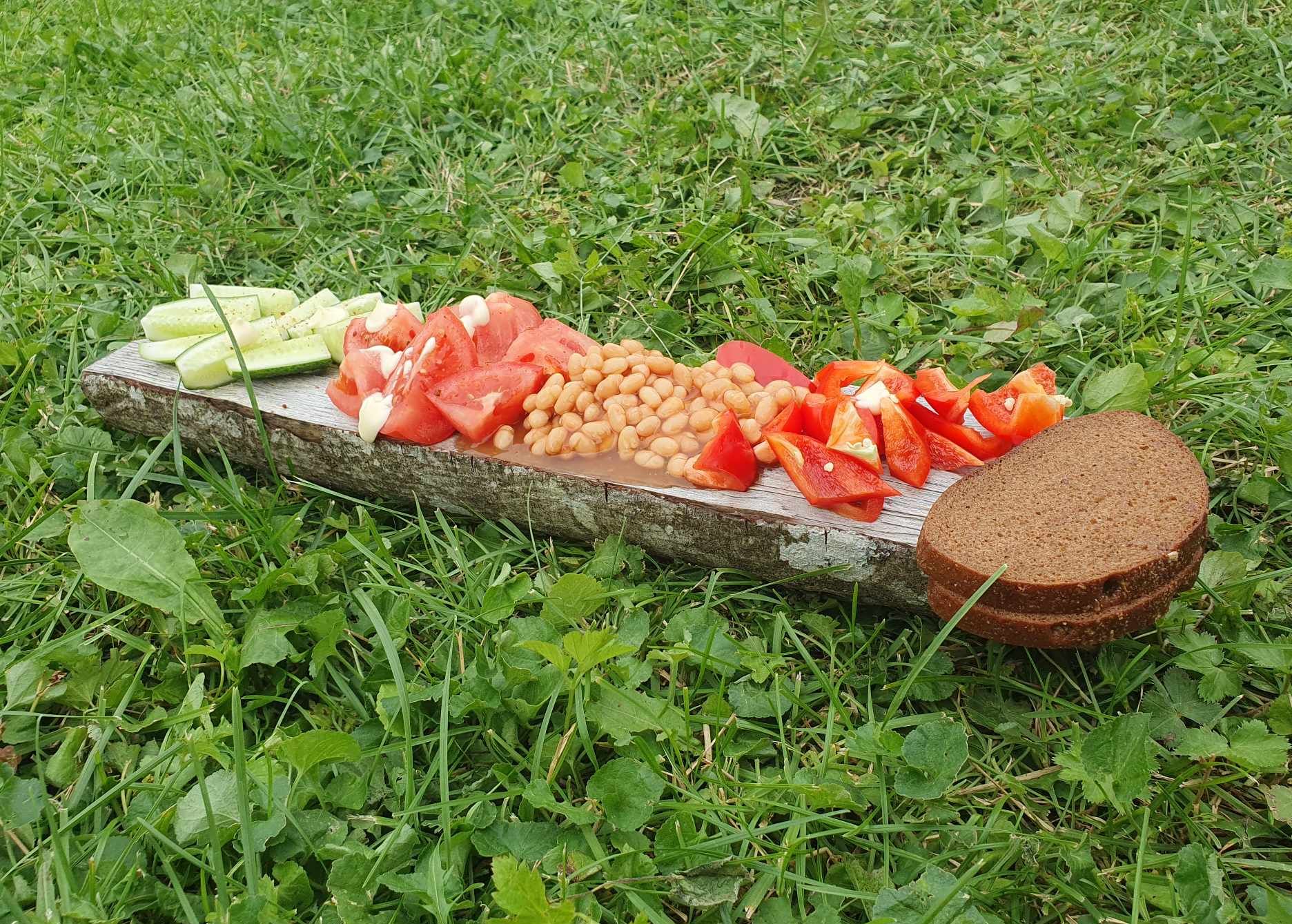 Toidukorra saab serveerida ka puupakule. Ei ole kellegil kohustust osta pandinõus toidukorda, mille tõeline sisu jääb hoomamatuks.